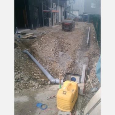 TRAVAUX-DE-VRD-POUR-LEXTENSION-DUN-BATIMENT-INDUSTRIEL-2